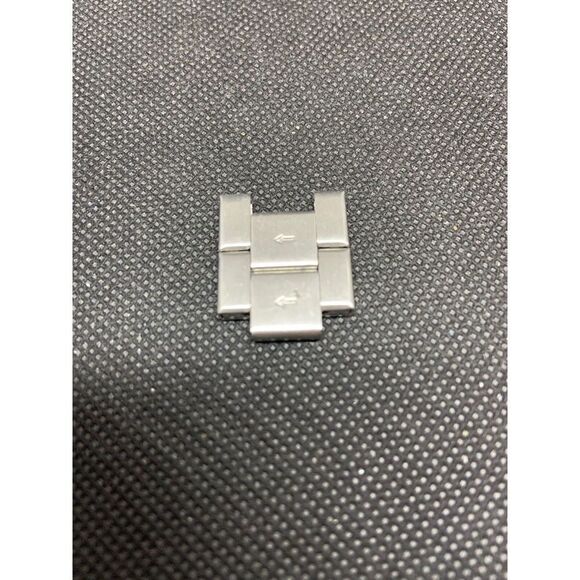 Invicta Men’s Watch Two Link Band Bracelet 20.1mm Excellent Condition N66 - Picture 2 of 2